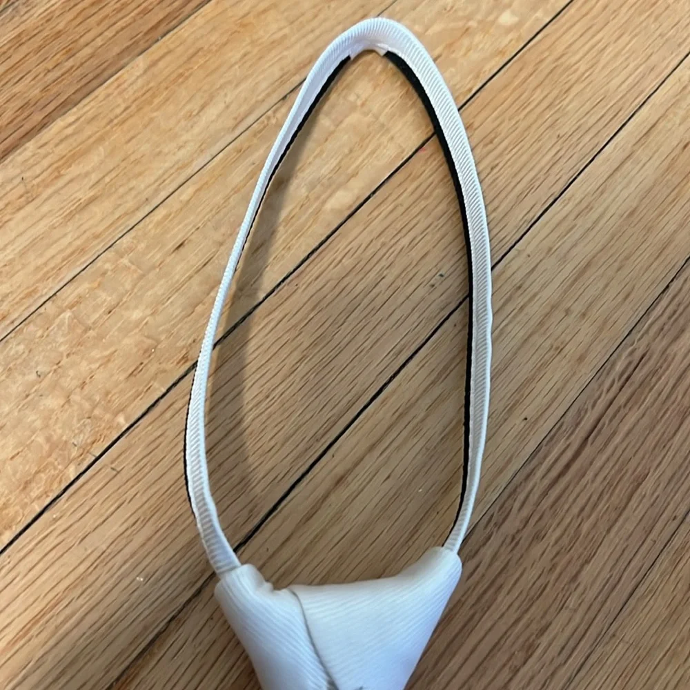 Zipper Easy White Tie